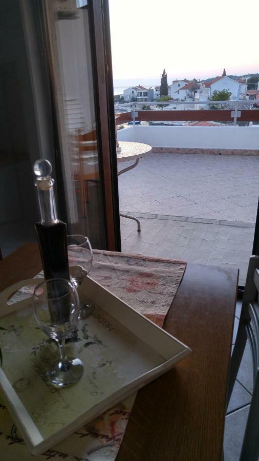 Vera Apartment 1 Rogoznica  Bagian luar foto