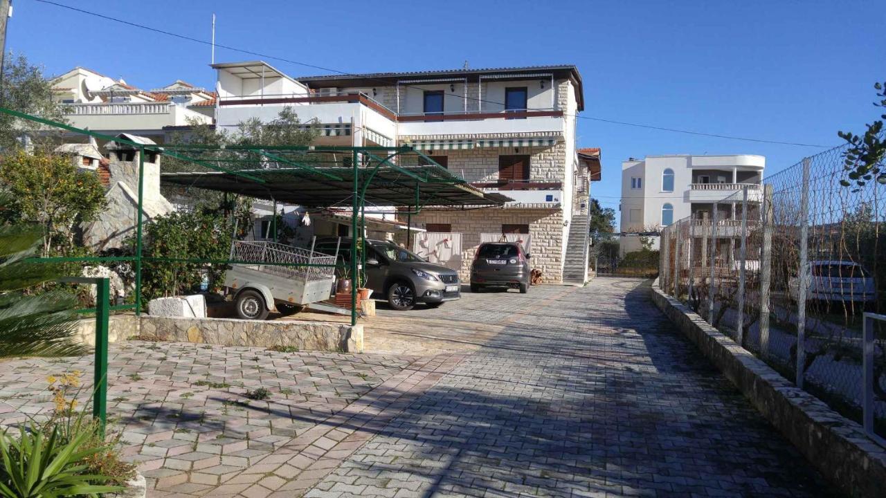 Vera Apartment 1 Rogoznica  Ruang foto