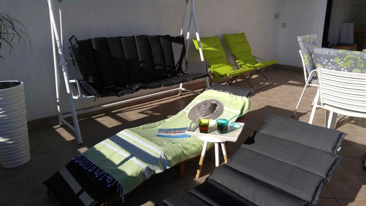 Vera Apartment 1 Rogoznica  Ruang foto